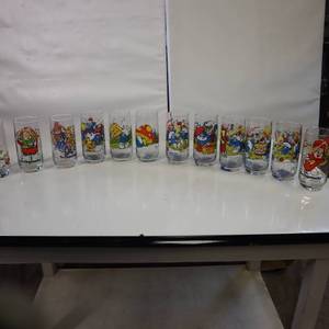 lot 55 image: LOT OF SMURF DRINKING GLASSES From the 80s