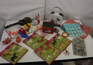 lot 72 image: LOT OF PLASTIC TOYS - HORSES - IN Original packaging