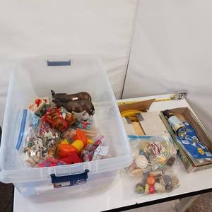 lot 89 image: BOX of Small Toys - Mostly Vintage -  Bags of Army Guys - Mini Clifford the Big Red Dog - Play House Dishes - Tea Party - Miniatures