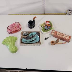 lot 134 image: Beautiful retro ash tray with matching lighter, misc. pipes