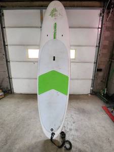 lot 8 image: Used Stand-Up Paddle Board with Leash and Fin - 114