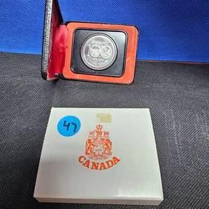 lot 47 image: 1974 Centenial Winnapeg Canada Dollar50% Silver