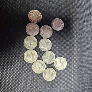 lot 51 image: (11) Buffalo Nickels, 1930s