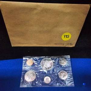 lot 121 image: 1962 UNC Canada Mint Set, Silver