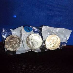 lot 131 image: (3)Ike $, 2 Silver1 Clad