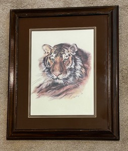 lot 106 image: Siberian Tiger Lithograph Framed Print