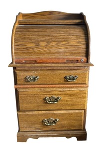 lot 104 image: Vintage Riverside Furniture Petite Roll Top Desk