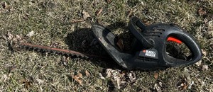 lot 129 image: Black & Decker Hedge Trimmer Model TR1700