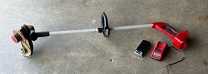 lot 133 image: Toro Weed Whip Model 514877