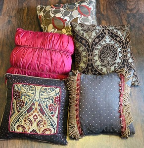 lot 234 image: Five Fabulous Accent  Throw Pillows