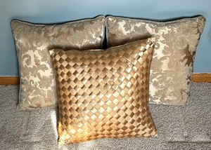 lot 193 image: Three Accent Pillows