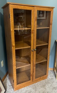 lot 20 image: Vintage Two Door Glass Front Display Cabinet