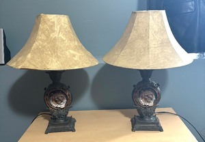 lot 218 image: Pair of Tiger Accented Lamps