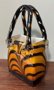 lot 248 image: Block Crystal Tiger Striped Handbag Vase