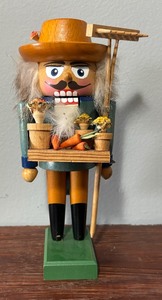 lot 258 image: Gardner Nutcracker by KWO of Germany