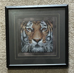 lot 275 image: Tiger Design Diamond Framed Art