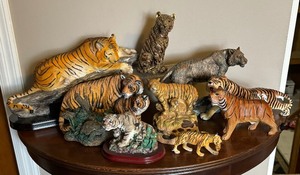 lot 312 image: Tiger Figurines, Musical Tiger, Ornaments and More