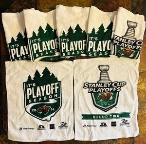 lot 285 image: Seven Stanley Cup Playoff Collector Towels