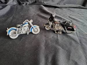 lot 12 image: Harley Davidson Bike Replicas (2 Bikes)