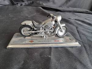 lot 22 image: Harley Davidson Maisto Street Stalker