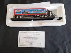 lot 54 image: Harley Davidson 1966 Electra Glide Tractor & Trailer NIB