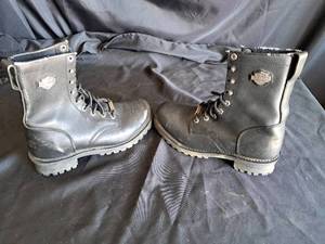 lot 72 image: Harley Davidson Womans boot (Size 9.5)