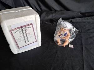 lot 120 image: Vikings Half Time Snack Doll NIB
