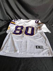 lot 128 image: Chris Carter Jersey Size XL