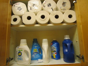 lot 31 image: Paper Towels, Laundry Supplies
