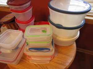 lot 84 image: Plastic Food Storage