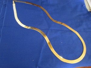 lot 105 image: Gold Herringbone Chain 14K