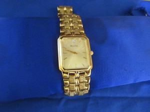 lot 106 image: Bulova Men Wrist Watch