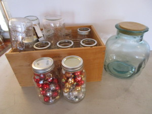 lot 100 image: Canning & Large Storage Jars