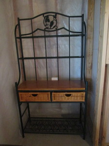 lot 121 image: Wine Rack Stand