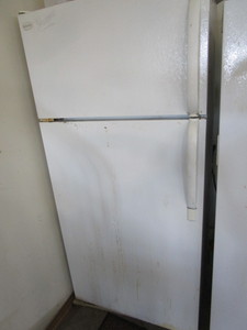 lot 114 image: Frigidaire Refrigerator