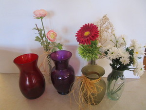 lot 137 image: Vases