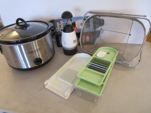 lot 140 image: Crock Pot, Mandolin, Chopper, Sink Strainer