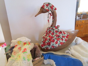 lot 162 image: Resin Goose, Seasonal Outfits