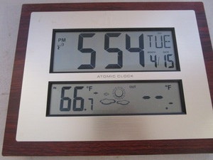 lot 163 image: Atomic Clock