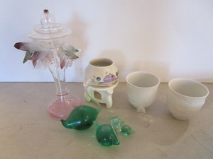 lot 167 image: Lladro Collector, Oil Lamp, Swans
