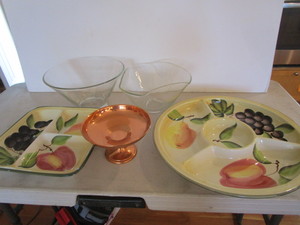 lot 178 image: Hostess Items