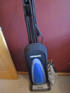 lot 194 image: Oreck Pro Power Plus Upright