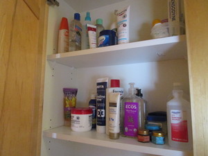 lot 218 image: Personal Care Supplies