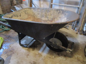 lot 255 image: Wheelbarrow