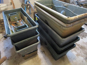 lot 256 image: Planter Boxes