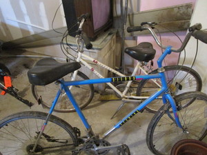 lot 257 image: Bicycles