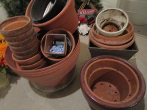 lot 265 image: Flower Pots