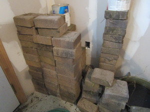 lot 293 image: Paver Bricks