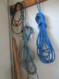 lot 295 image: Power Cords
