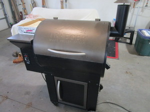 lot 301 image: Traeger Smoker Grill